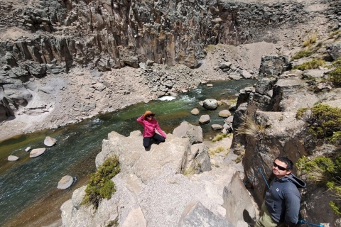 Arequipa: Pillones waterval en Imata stenen bos