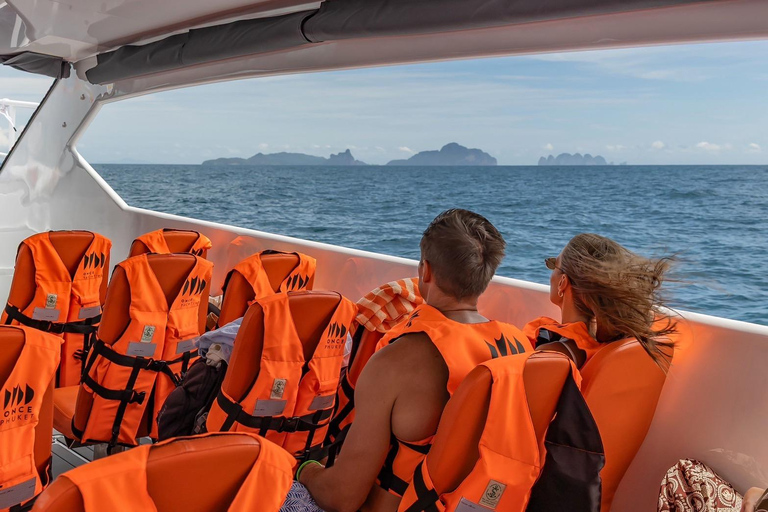 Phuket: Phi Phi Islands Day Trip with Meals & Transfer