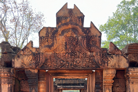 Siem Reap: Airport Pickup, Beng Mealea, Pink Temple & Sunset