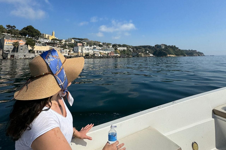 Nápoles: Tour en barco privado por la costa