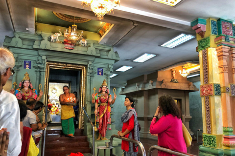 Kuala Lumpur: Taoist, Buddhist & Hindu Temple Tour Shared Tour with Hotel Pickup