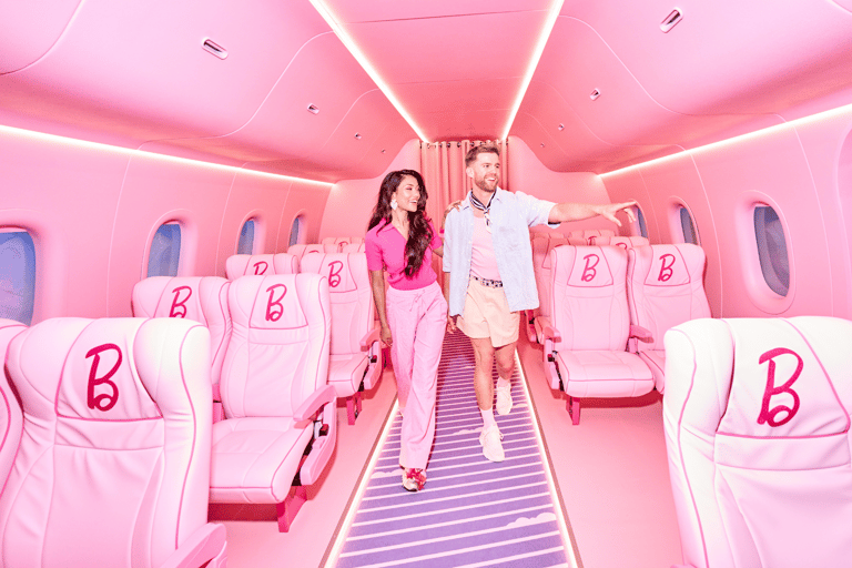 Amsterdam: toegangsbewijs voor Barbie The Dream ExperienceAlleen voor volwassenen + welkomstdrankje