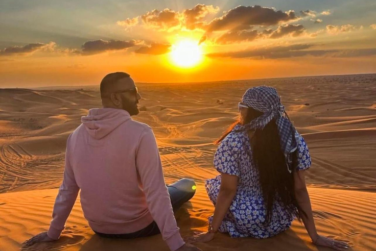 رحلات سفاري في الكثبان الرملية الذهبية في قطر، وركوب الجمال، والتزلج على الرمال، والبحر الداخليجو