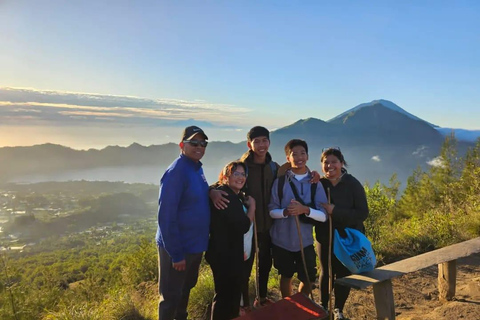 Bali: Mount Batur Sunrise Hike with Hot Springs & Breakfast