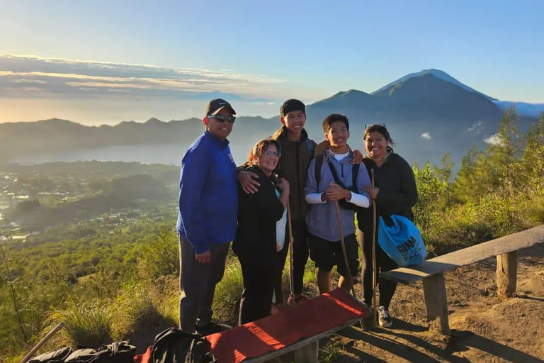 Bali: Mount Batur Sunrise Hike with Hot Springs & Breakfast