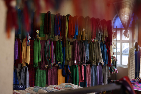 Chichicastenango Market: Maya Markets & Ancient Traditions Chichicastenango Market: Maya Markets & Ancient Traditions