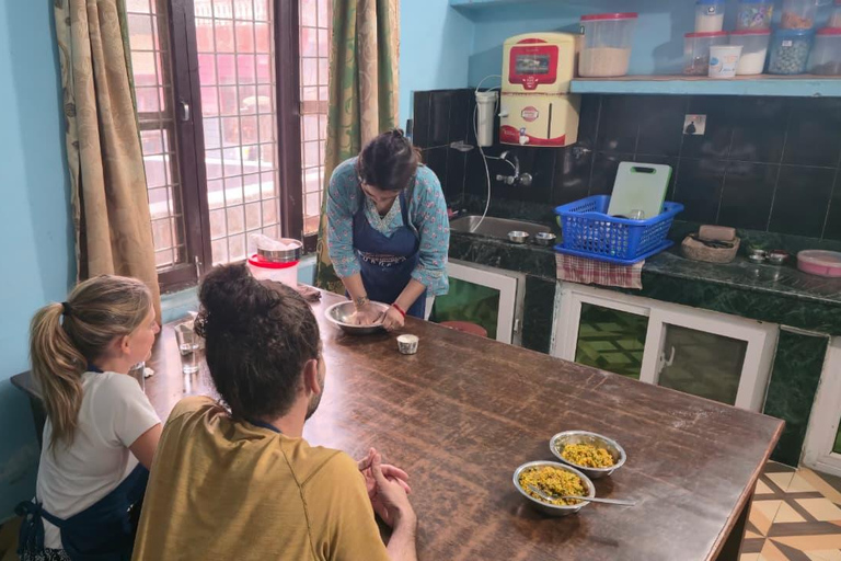 Pokhara: Authentic Nepali Cooking Class & Market Tour