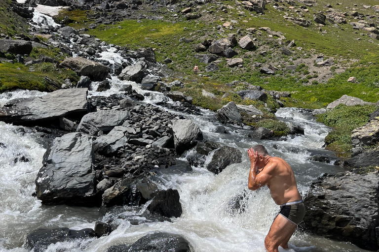 Bazarduzu 4466 m : 3-Day Trip to highest Point Azerbaijan