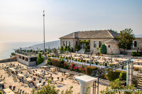 Från Tirana/Durres: Till Saranda/Ksamil/Blue Eye, upphämtning från hotellResa till Saranda