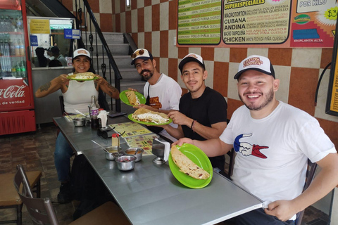 Mexico City: Historic Center Food Tour with a Local Guide