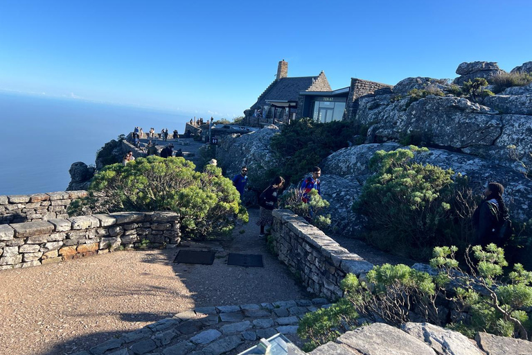 Uma excursão exclusiva de 1 dia para a Table Mountain e a Robben Island