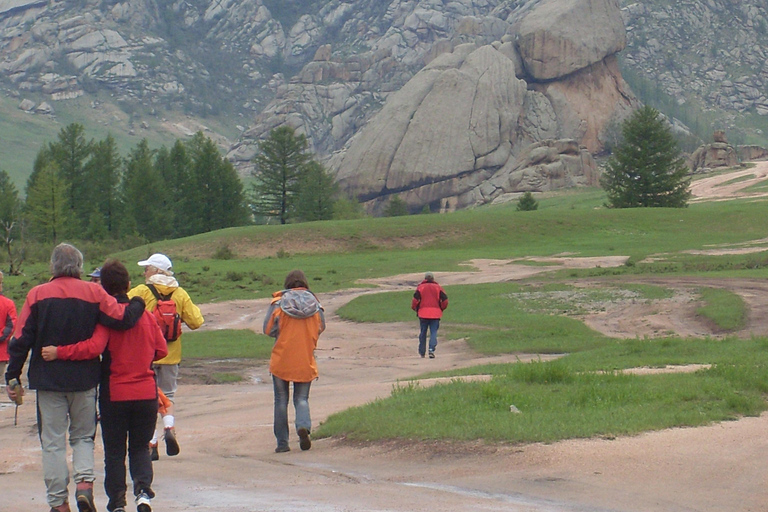 Ulaanbaatar: Genghis Khan Statue & Terelj Park 2-Day Tour