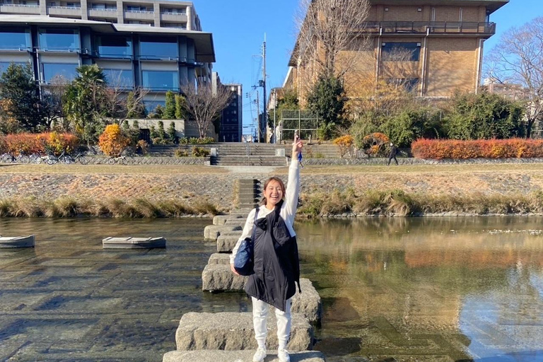 E-Bike Tour in Kyoto with Asuka, Japanese graduate student