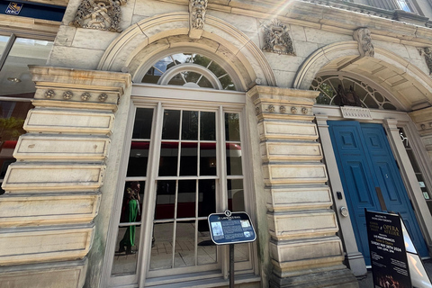 Excursão a pé pelos bordéis da velha Toronto