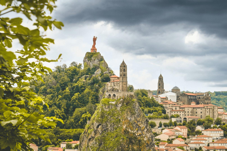 From Lyon: Le Puy-en-Velay Mountains and Fortress Day Trip