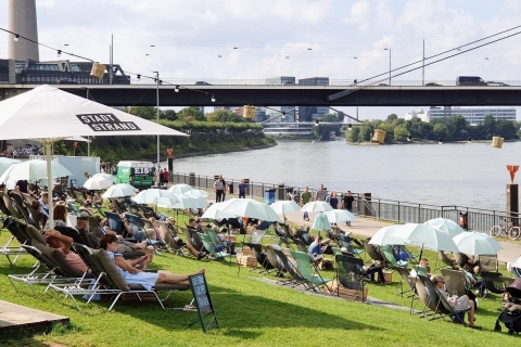 Düsseldorf: Self-guided walk of most pointless city facts