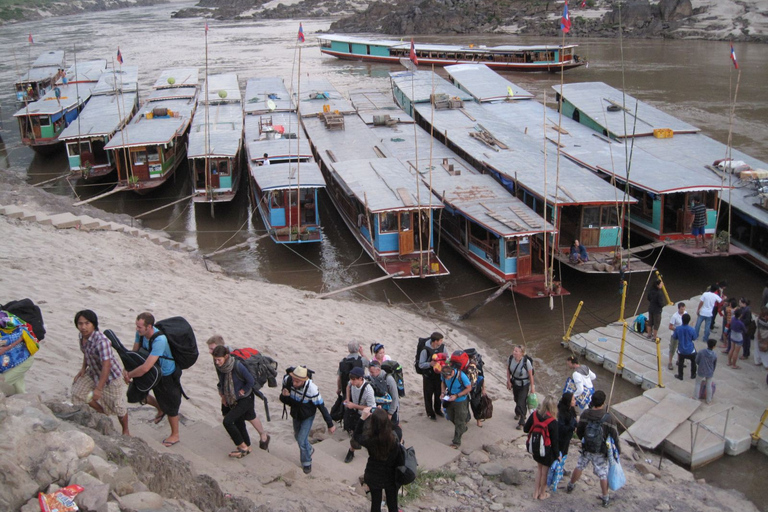 Luang Prabang : Excursion en bateau lent vers Chiang Rai 3 jours 2 nuits