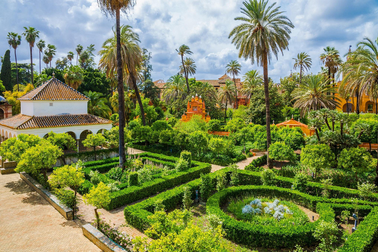 Seville: Royal Alcazar VIP Guided Tour with Exclusive Access Tour in English