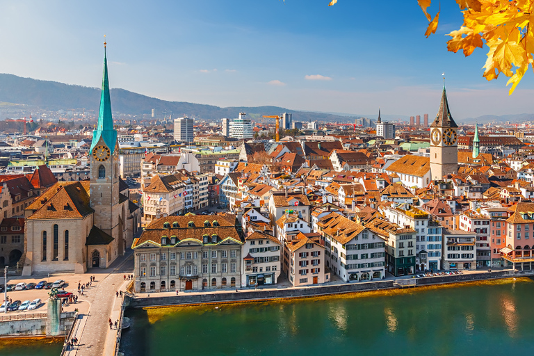 Zurich: Private Guided Tour on Your Mobile Zurich: Private Guided Tour