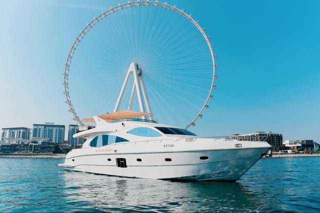 Dubai: Marina Sightseeing Cruise with Ain Wheel View