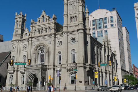 From NY: Lancaster Pennsylvania and Philadelphia day Tour English Tour