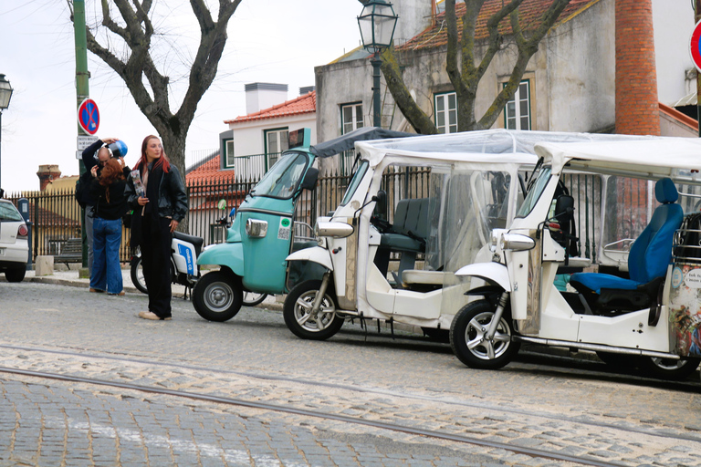 Lisbon: Private Old Town Tuk Tuk Tour | OLD is GOLD 2h Exclusive Private Tour (Multilingual)
