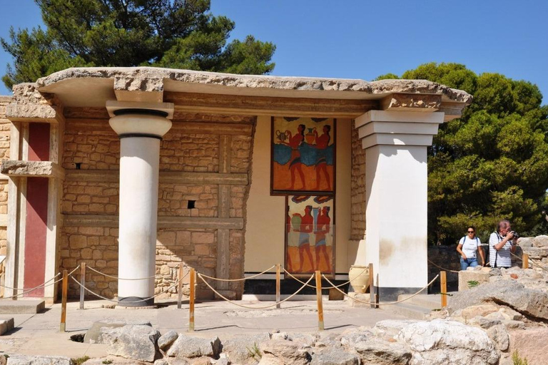 Souda-Bucht: Private Tagestour zum Palast von KnossosSouda Hafen: Private 5-stündige Tour nach Knossos ohne Guide