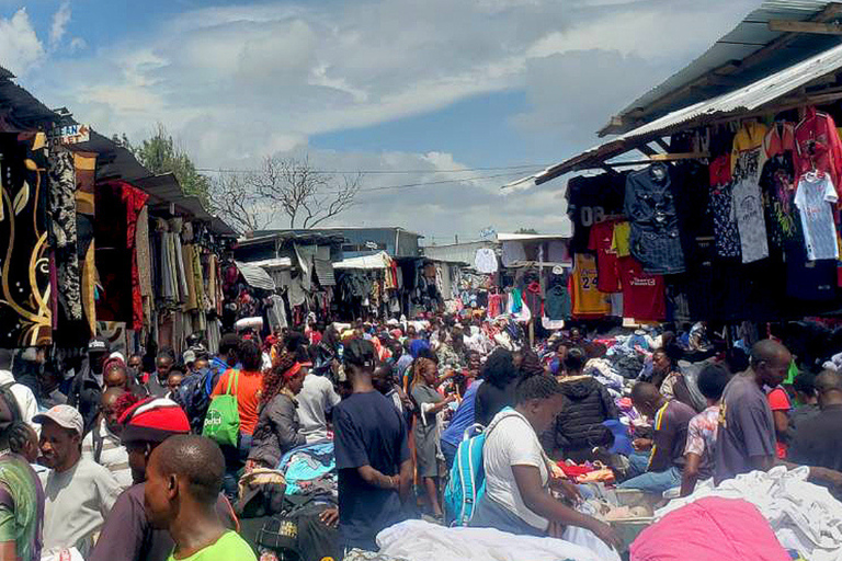 Nairobi: Gikomba Market and Downtown Walking Tour Solo Traveler