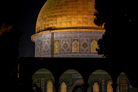 Jerusalem After Dark: Old City Sunset Walking Tour & Wine