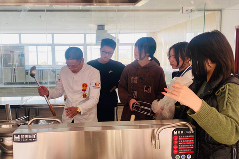 Kuala Lumpur: Family Cooking Class with Market Tour & Meal