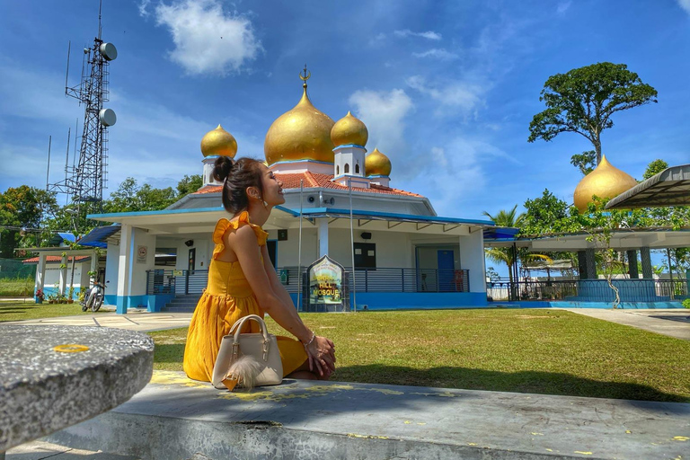 Penang: Iconic Temples and Penang Hills Half-Day Tour Iconic Temples and Penang Hill Half-Day Private Tour