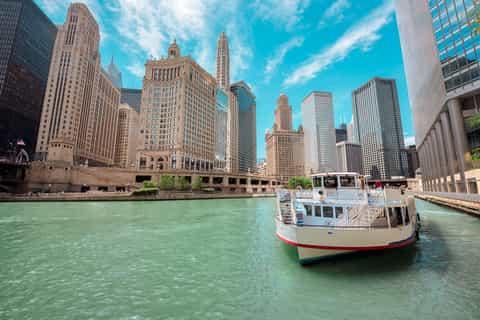 Chicago River: 1.5-Hour Guided Architecture Cruise