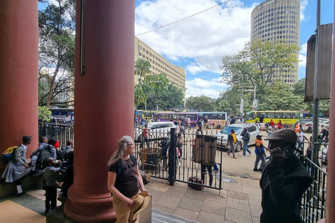 Nairobi: Guided City Walking Tour with Local Guide