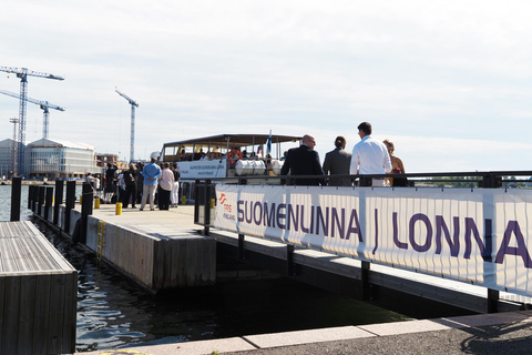 From Helsinki: Ferry Ride to Suomenlinna & Walking Tour