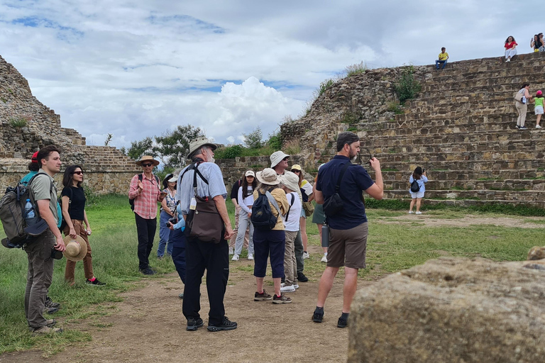 Oaxaca: Odkryj Monte Albán i targi w OaxacaOaxaca: Odkryj Monte Albán i smaki targowisk