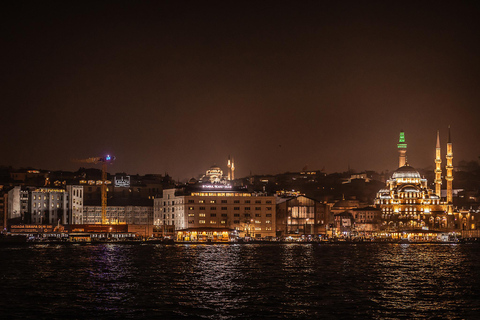 Istanbul: Bosphorus Bites Food Tour with 14+ Tastings