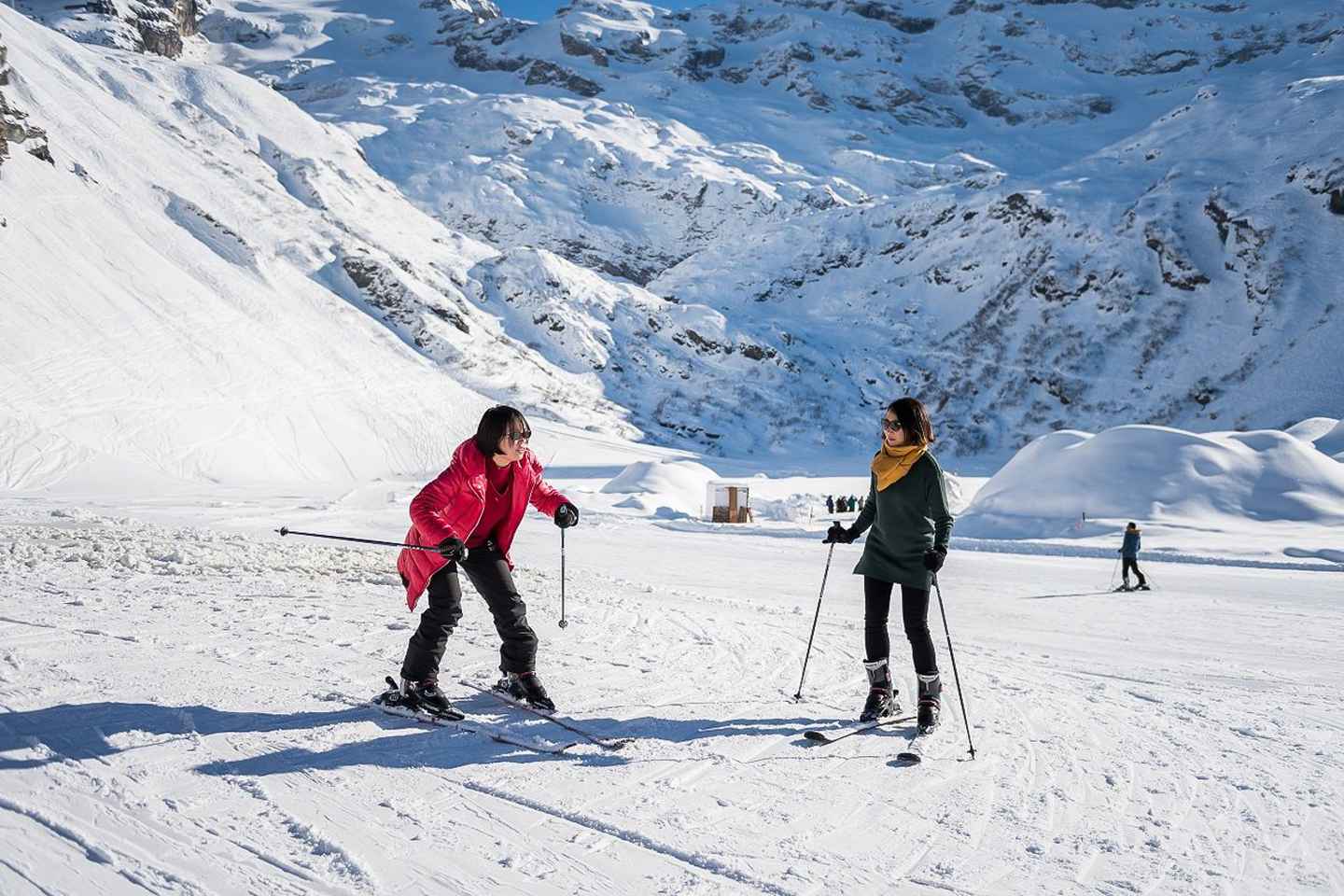 Zurich: Titlis First Time Ski Experience & Lucerne - English Option With Titlis Summit