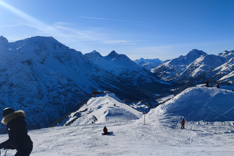 Barcelona: Viagem de 1 dia para esquiar ou fazer snowboard nos Pirinéus com transferes