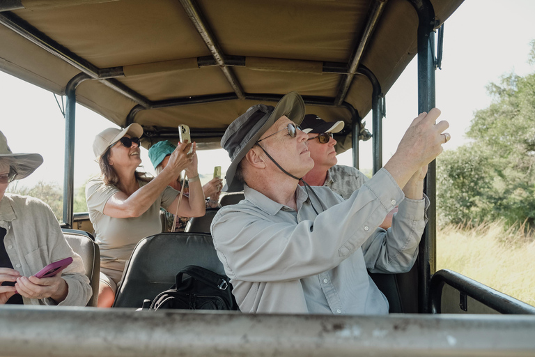 From St Lucia: Big 5 Safari in the Hluhluwe-Imfolozi Park Safari For Six Big 5 Safari