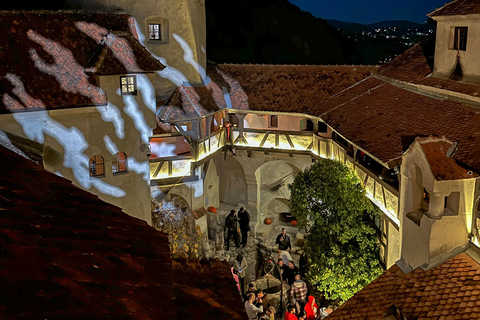 Brasov : Fête d&#039;Halloween et visite nocturne du château de Bran + transport