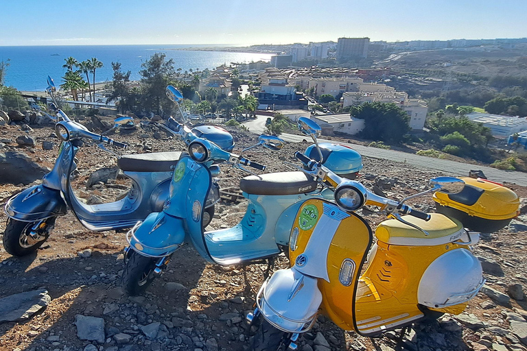 Maspalomas und Las Palmas: Elektrischer Oldtimer-Roller zu mietenElektro-Moped für 16 Tage mieten