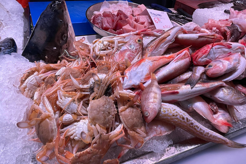 Alicante; Visit the Plaza de Toros with the Castle or Central Market, with tapas Alicante; Visit the Plaza de Toros with Castle or Central Market, with tapas