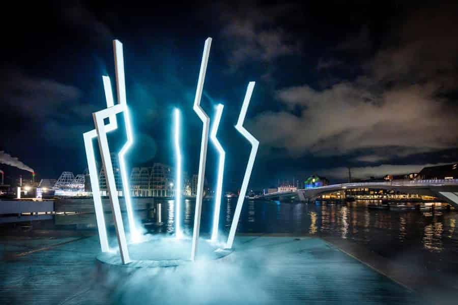 Kopenhagen: Lichterfest-Kanaltour mit dem Elektroboot. Foto: GetYourGuide