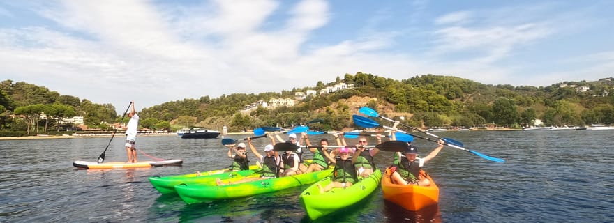 Skiathos : Excursion guidée en kayak de mer avec arrêt baignade