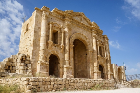 Z Ammanu: półdniowa wycieczka do JerashTransport i bilety wstępu