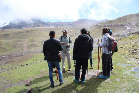 Ausflug zum Berg Raimbow von Cusco aus