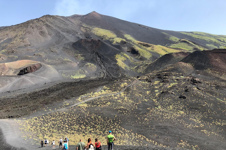 Mt. Etna: Morning 4x4 Tour with Volcanic Cave and Traditional Tasting