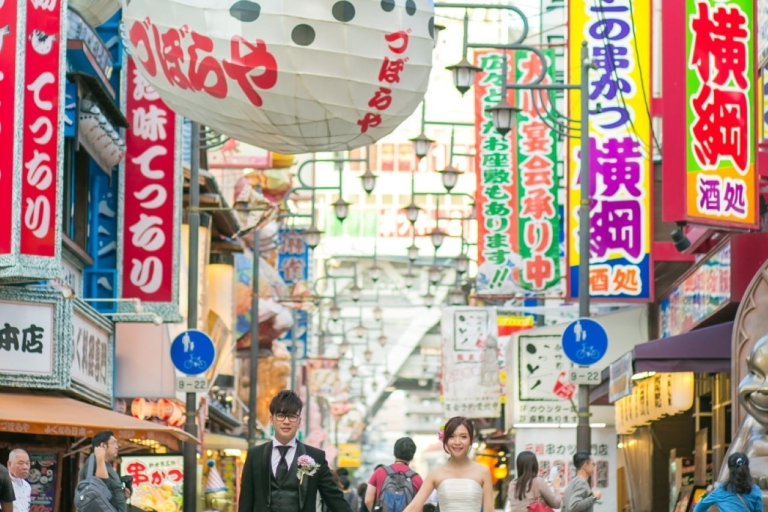 Privéfotoshoot voor koppels op het iconische monument van Osaka2 Locaties en nachtzichtfoto's