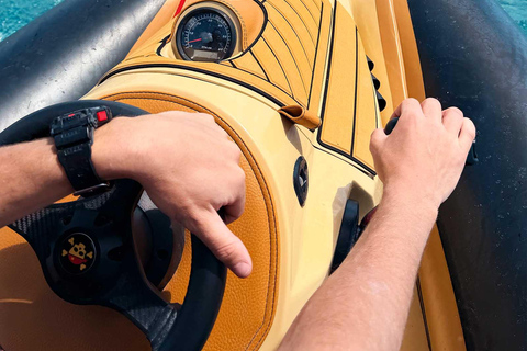 St. Maarten: YoHo Pirates Premium Self-Drive Speedboat Tour