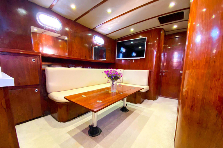 Bodrum: Private Boat Tour with Lunch and Drinks Sunset Tour With Luxury Gulet in Bodrum